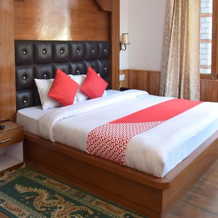 Oyo 10255 Hotel Red Apple Manāli Esterno foto
