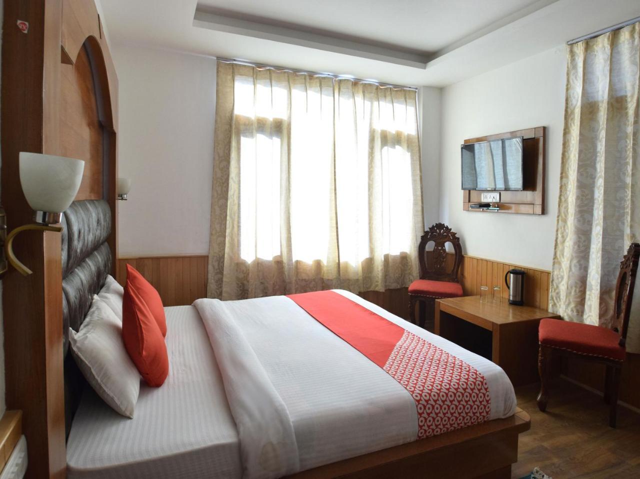 Oyo 10255 Hotel Red Apple Manāli Esterno foto