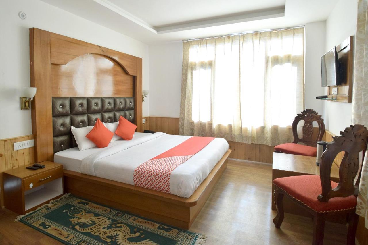 Oyo 10255 Hotel Red Apple Manāli Esterno foto