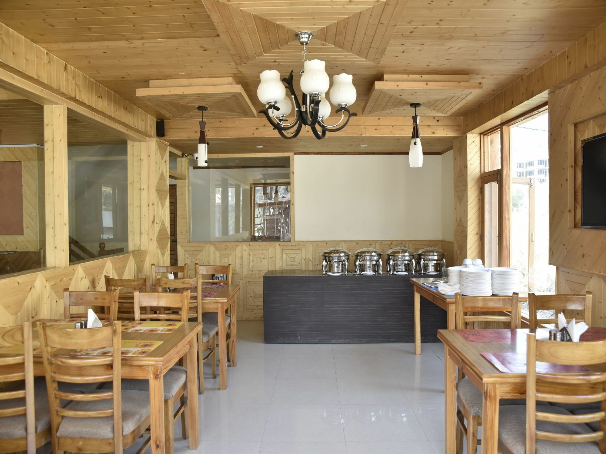 Oyo 10255 Hotel Red Apple Manāli Esterno foto